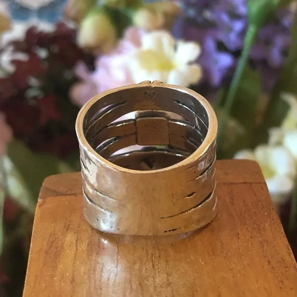 Vintage Silpada Sterling Silver Garnet Flower Swirl Ring R1048 Size 7 1/2 - Picture 11 of 16